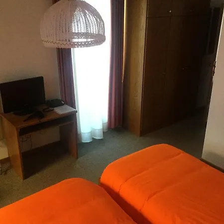 Hotell Alpenrose 3*
