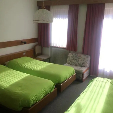 Alpenrose Hotell Alleghe