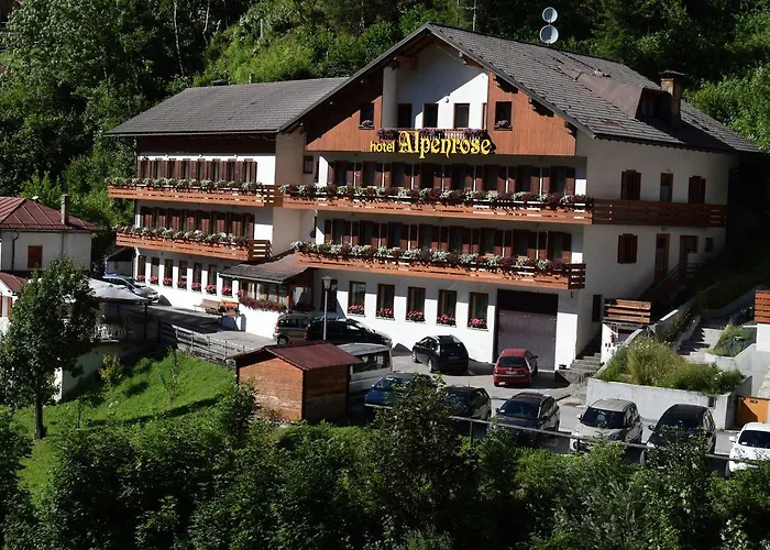 Szálloda Alpenrose 3*