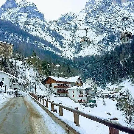 Alpenrose Hotel 3*