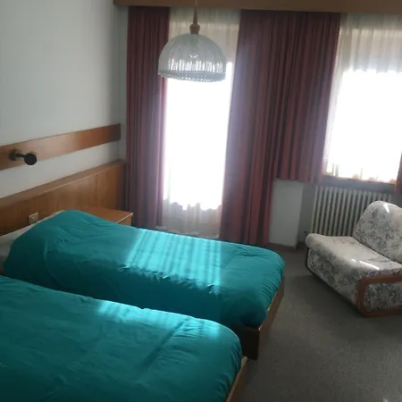 Szálloda Alpenrose 3*