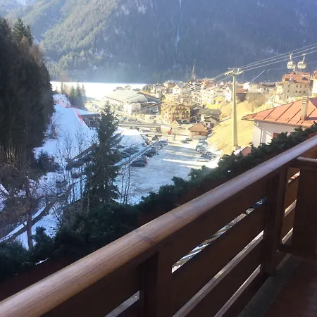 Szálloda Alpenrose Alleghe