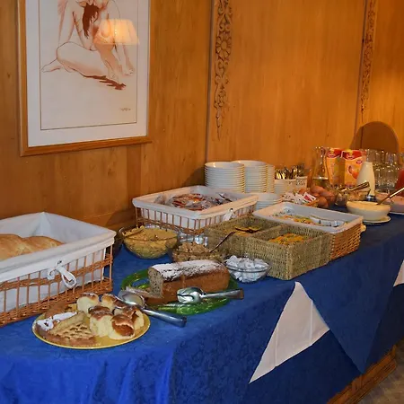 Alpenrose Hotel