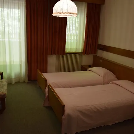 Alpenrose Szálloda