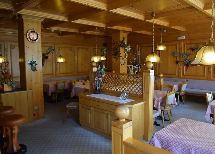 Hotel Alpenrose Alleghe